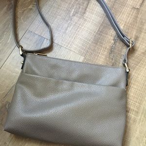 Crossbody purse